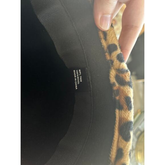 Vintage Wool & Faux Leopard Print Belted Cloche Hat - Picture 5 of 6